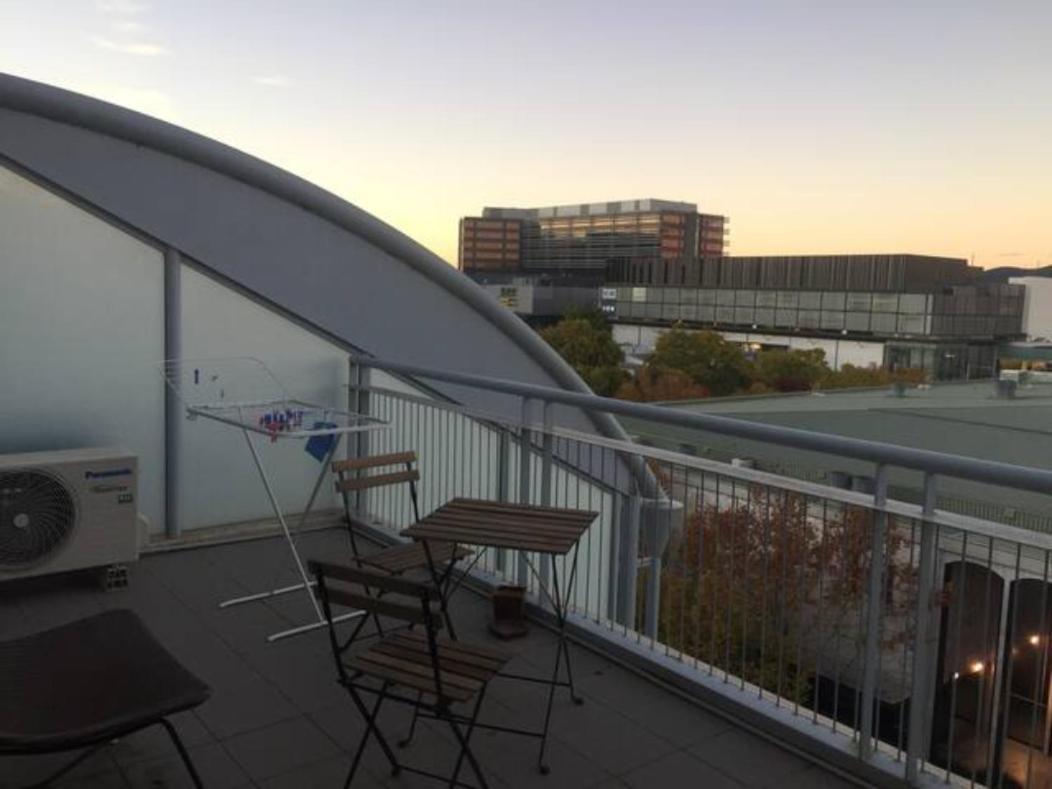 Dana-Cozy Private Room In Shared Central Apt-Rm 2 Canberra Exterior foto