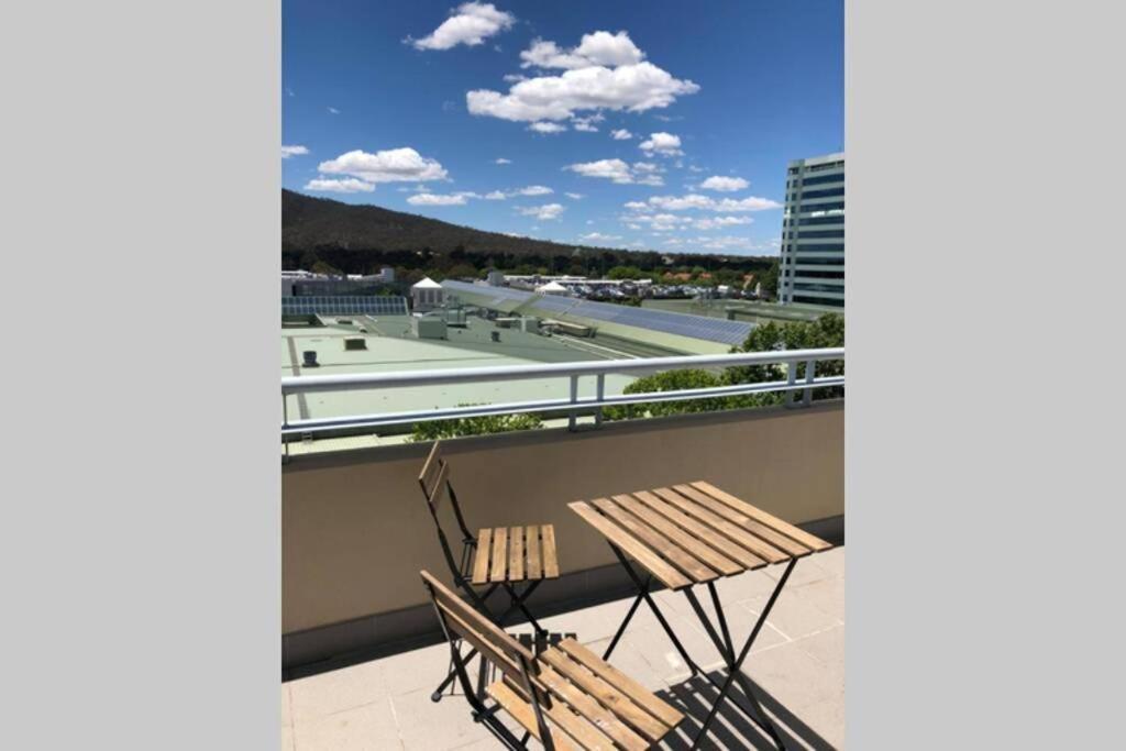 Dana-Cozy Private Room In Shared Central Apt-Rm 2 Canberra Exterior foto